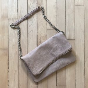 3️⃣ for 3️⃣0️⃣! Express purse 🎀